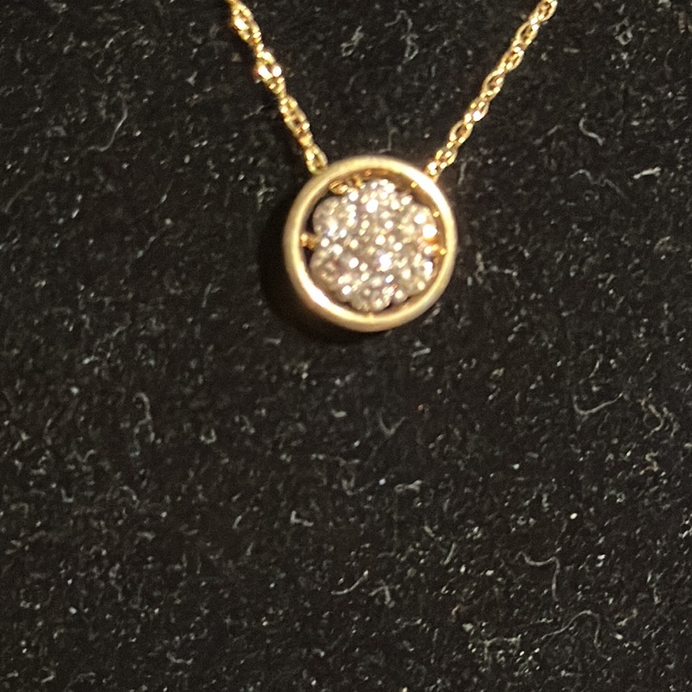 10 karat yellow gold with diamonds pave halo
